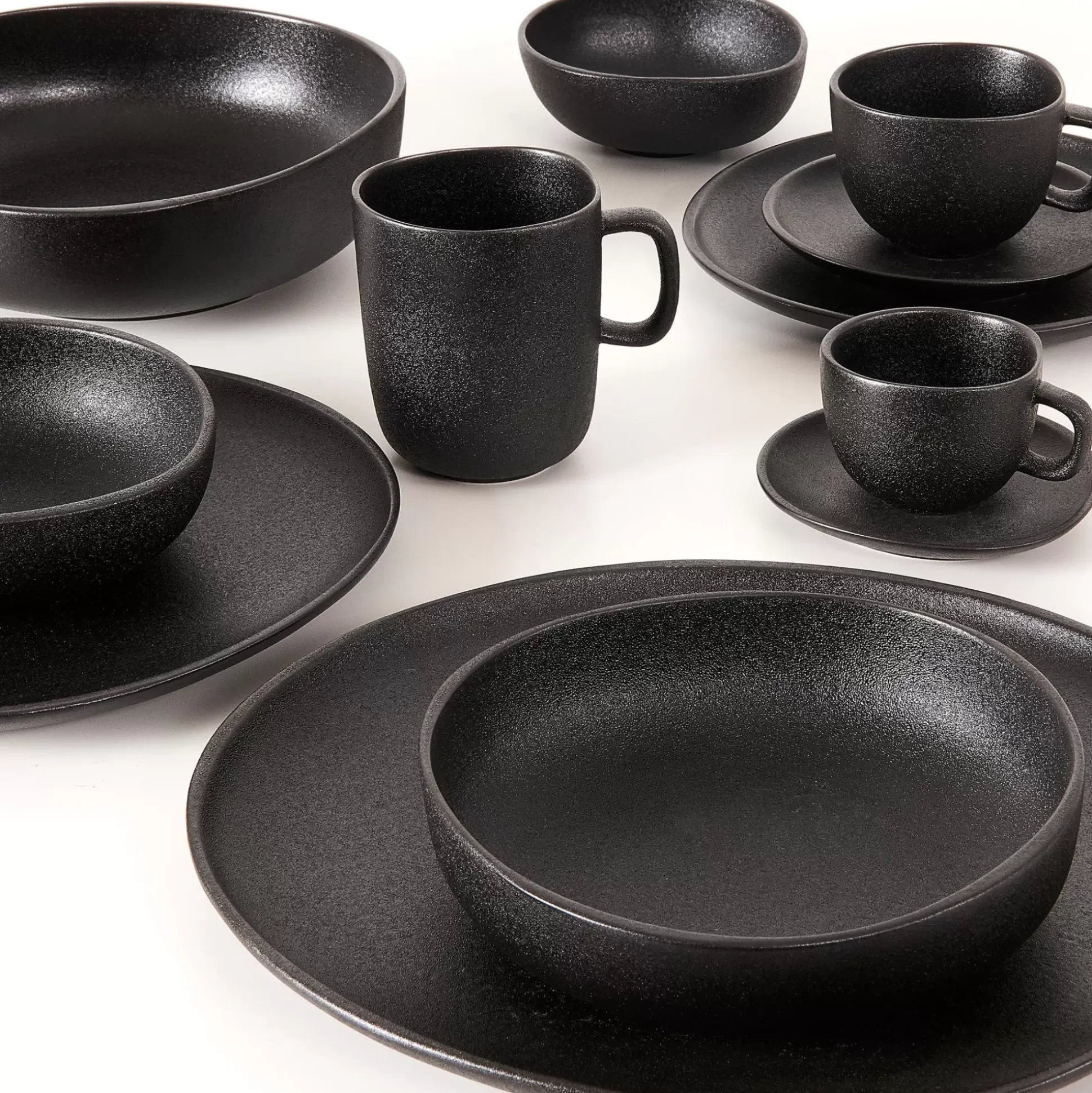 Magma Taza Y Plato Negro